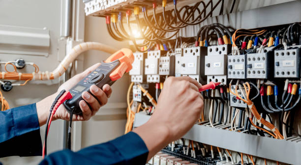 Best Circuit Breaker Repair  in Laurinburg, NC